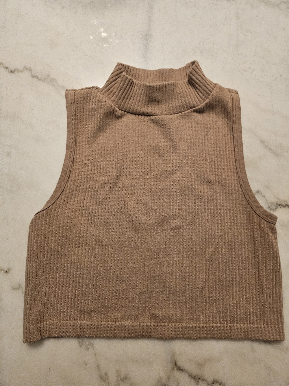 Aeropostale Ribbed Mock Neck Crop Tank